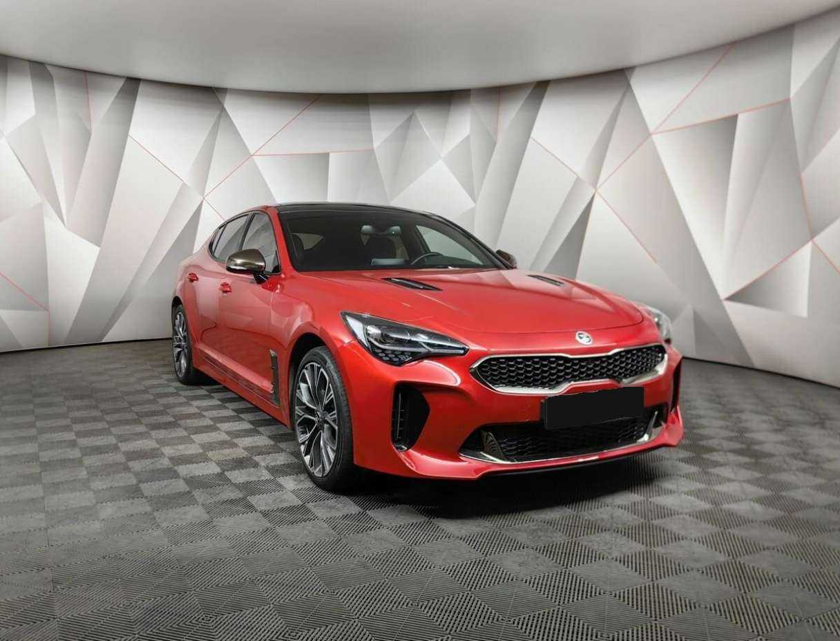 Kia Stinger с пробегом — 2019 год. Фото: #2