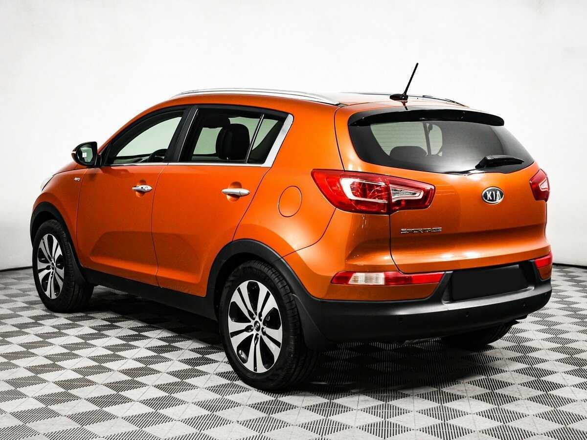 Kia Sportage с пробегом — 2010 год. Фото: #6