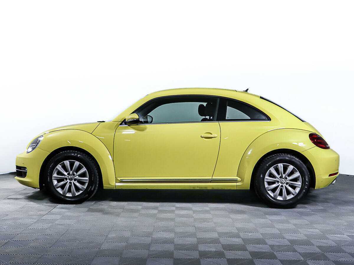 Volkswagen Beetle с пробегом — 2013 год. Фото: #7