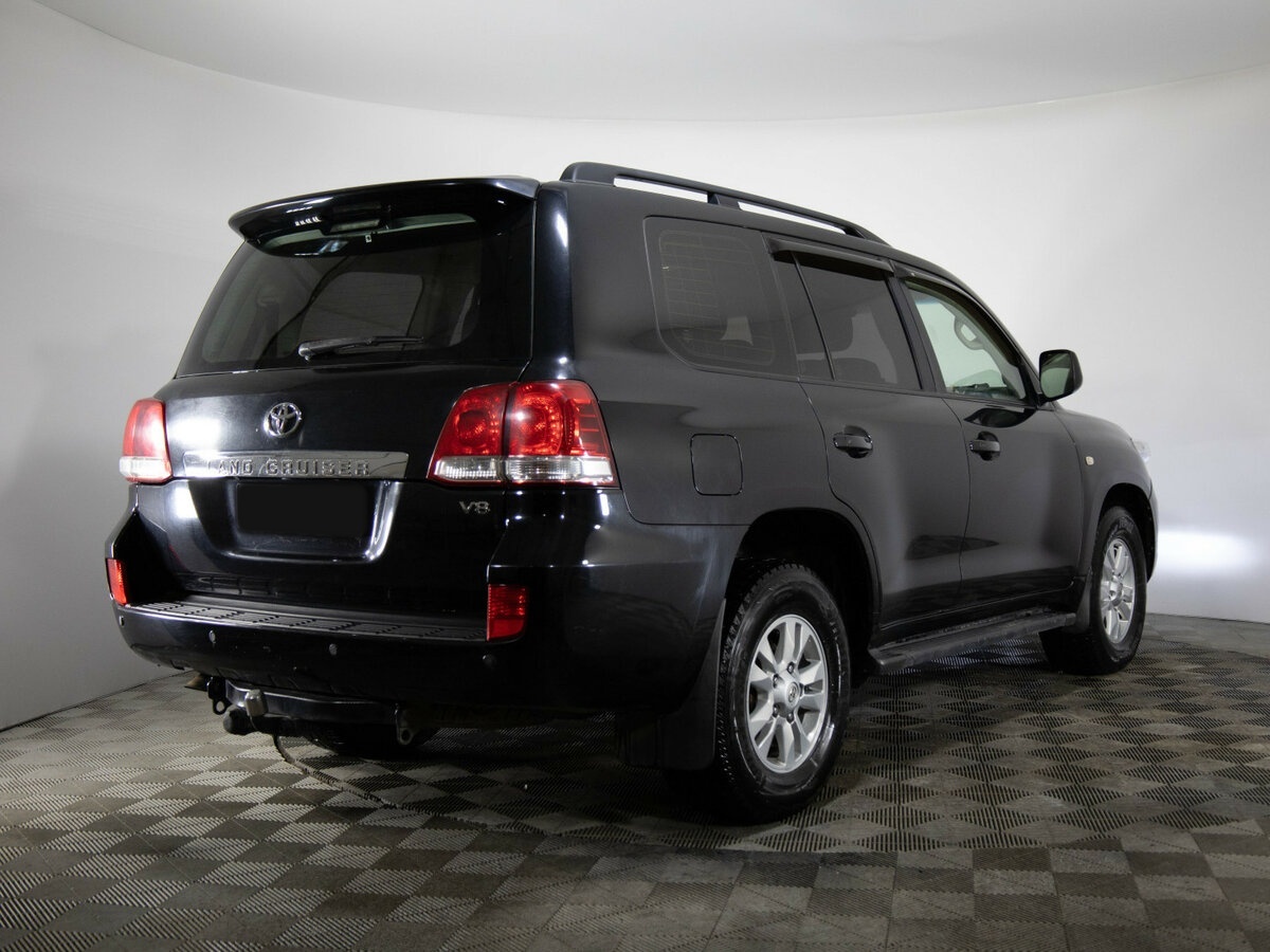 Toyota Land Cruiser с пробегом — 2008 год. Фото: #3