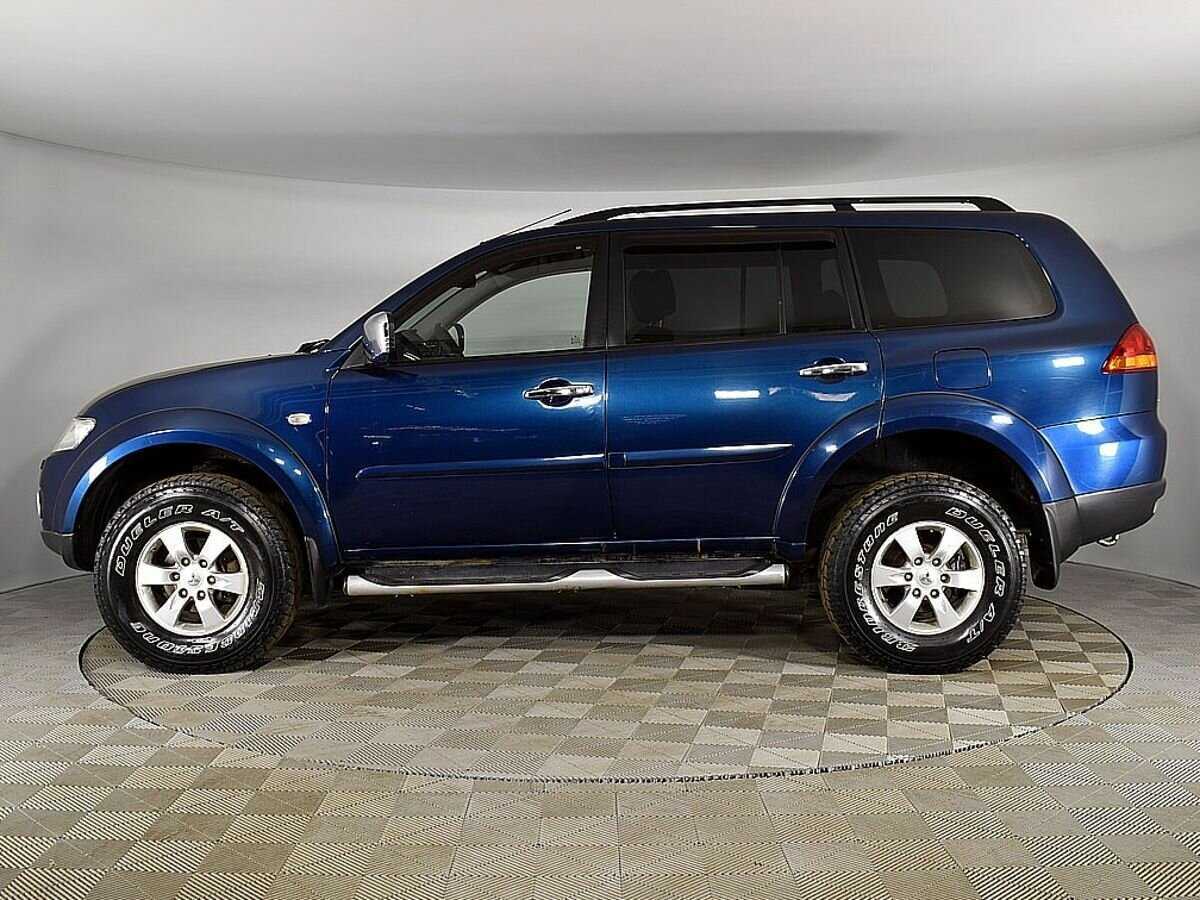 Mitsubishi Pajero Sport с пробегом — 2011 год. Фото: #5