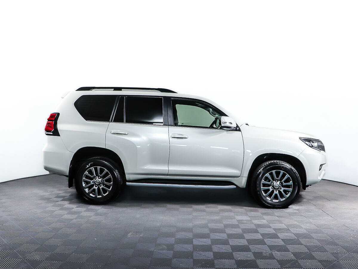 Toyota Land Cruiser Prado с пробегом — 2020 год. Фото: #3