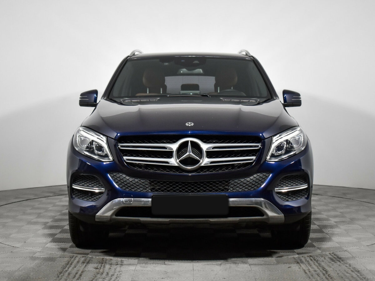 Mercedes-Benz GLE с пробегом — 2017 год. Фото: #1