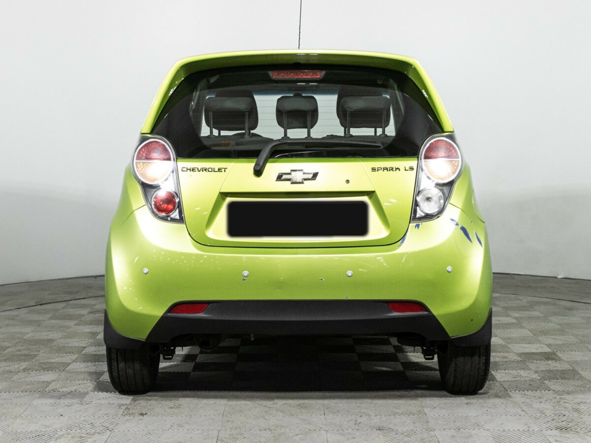 Chevrolet Spark с пробегом — 2012 год. Фото: #5
