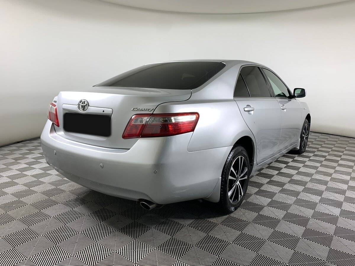 Toyota Camry с пробегом — 2008 год. Фото: #4