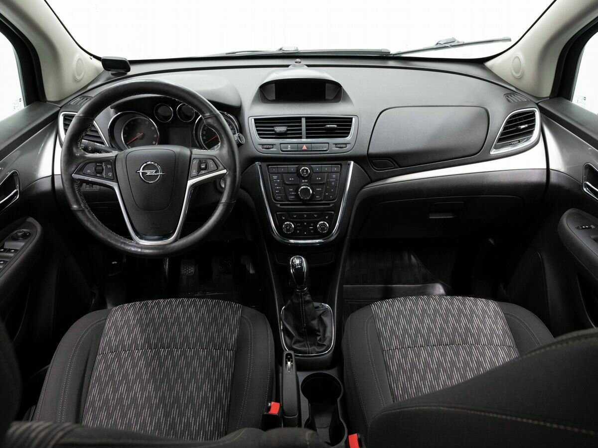 Opel Mokka с пробегом — 2013 год. Фото: #12