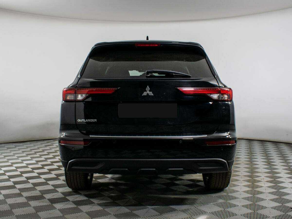 Mitsubishi Outlander с пробегом — 2022 год. Фото: #5