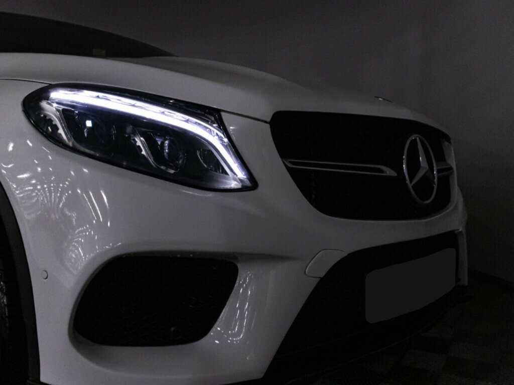 Mercedes-Benz GLE Coupe с пробегом — 2018 год. Фото: #24