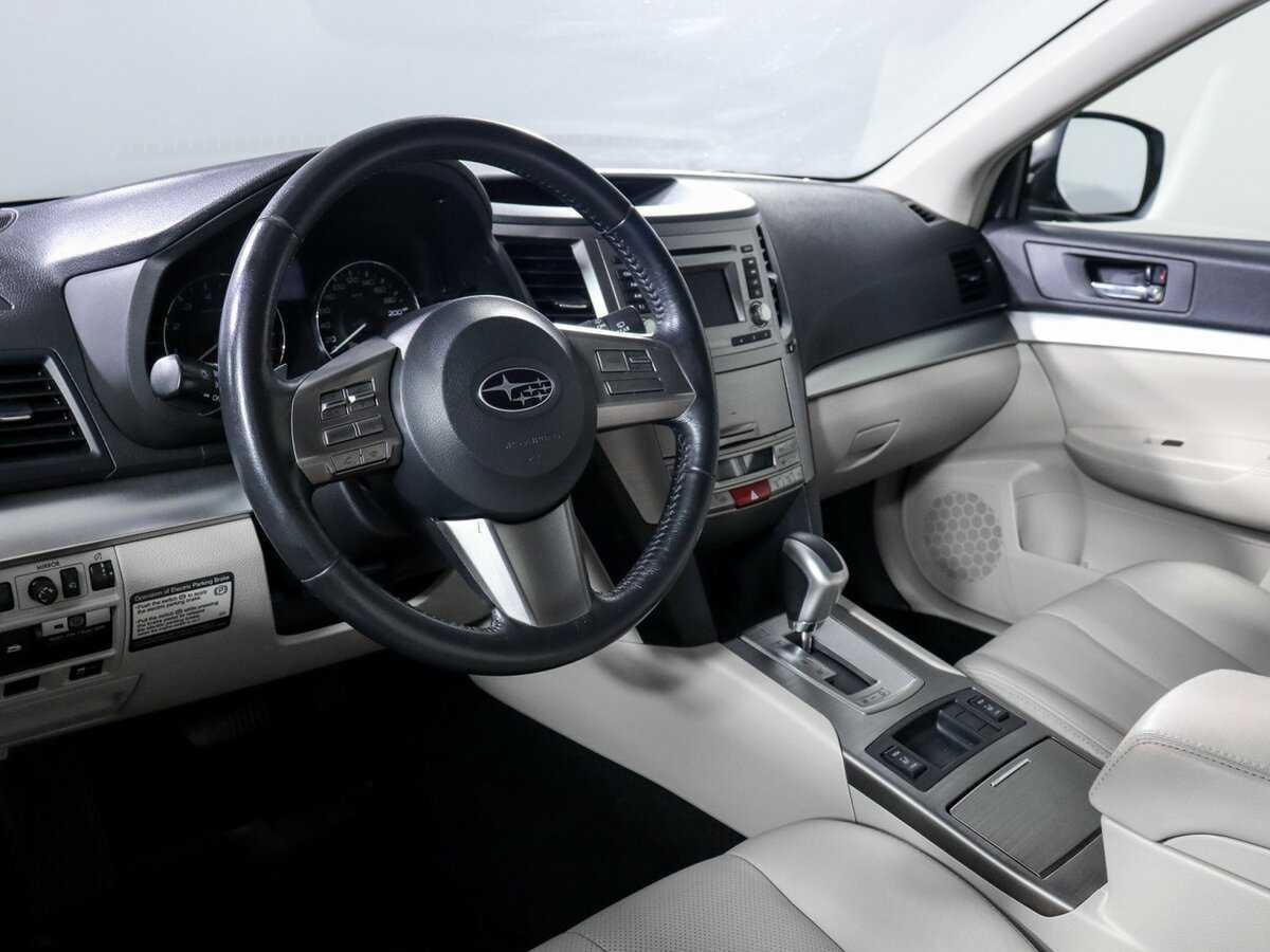 Subaru Outback с пробегом — 2011 год. Фото: #10