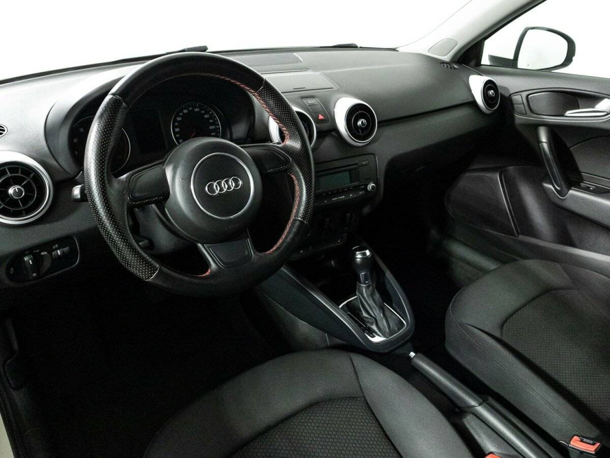 Audi A1 с пробегом — 2010 год. Фото: #10