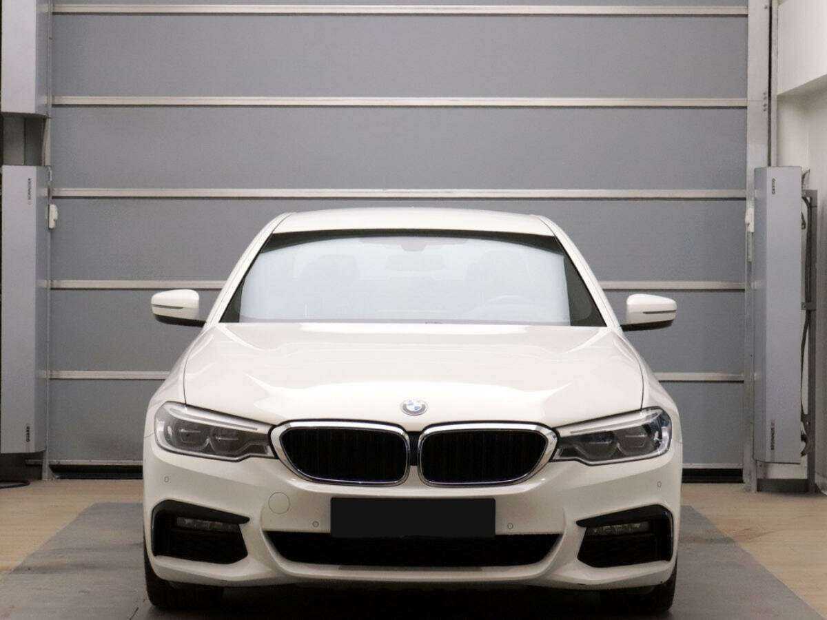 BMW 5 серии с пробегом — 2020 год. Фото: #1
