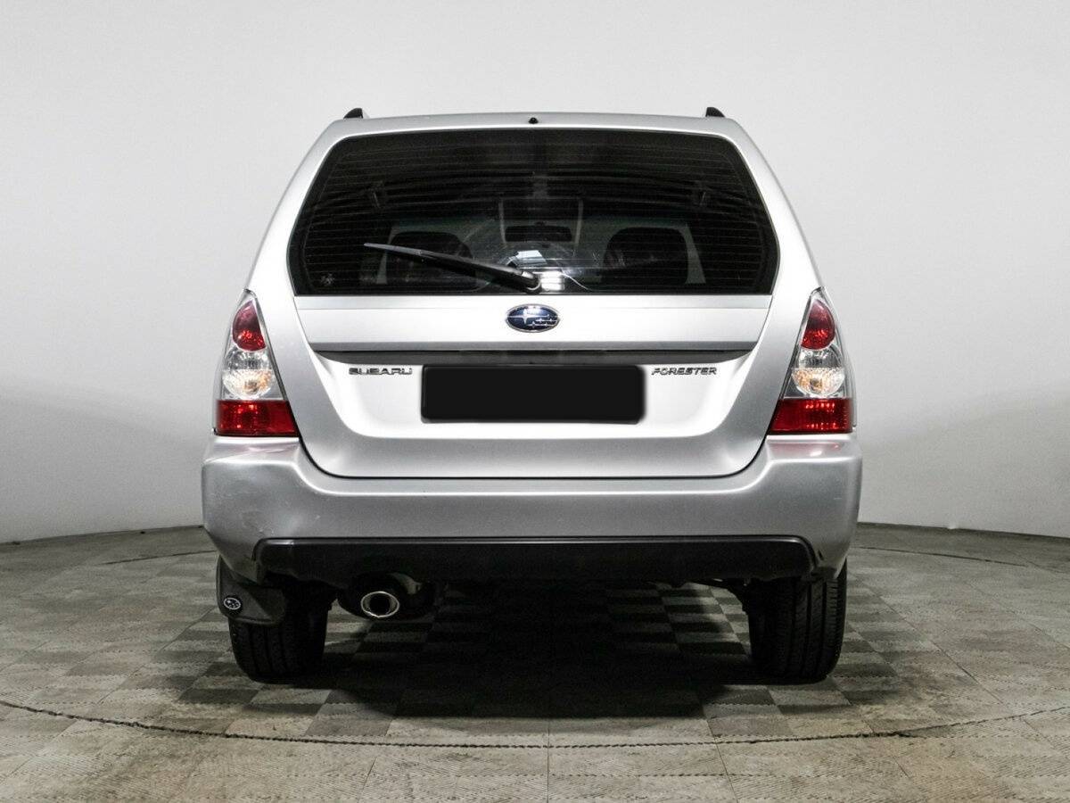Subaru Forester с пробегом — 2006 год. Фото: #5