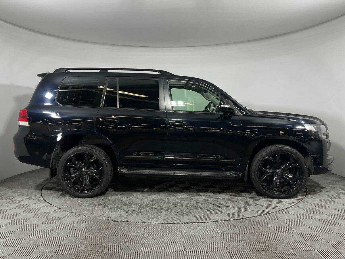 Toyota Land Cruiser с пробегом — 2016 год. Фото: #3