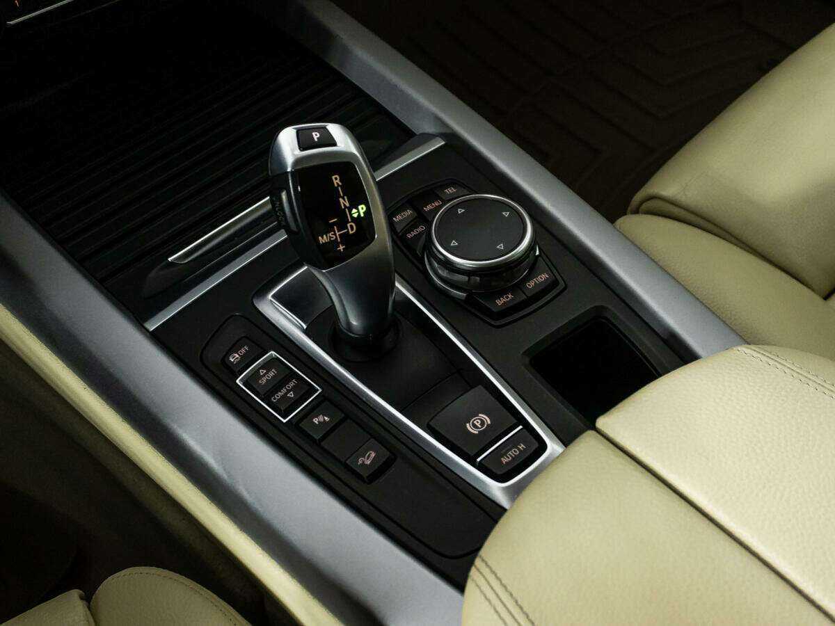 BMW X5 с пробегом — 2015 год. Фото: #14