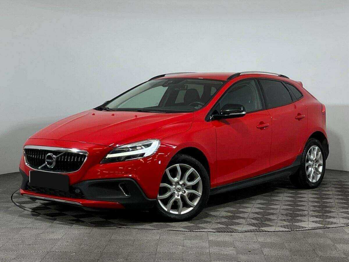 Volvo V40 Cross Country с пробегом — 2018 год. Посмотреть фото