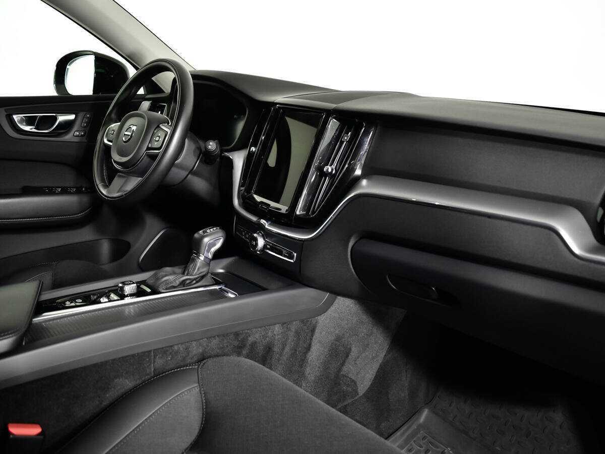 Volvo XC60 с пробегом — 2021 год. Фото: #8