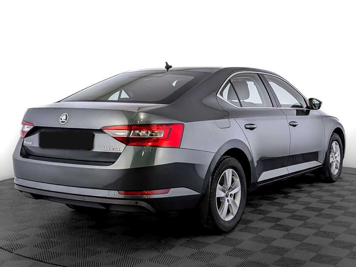 Skoda Superb с пробегом — 2018 год. Фото: #4