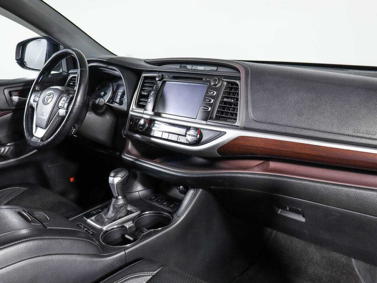 Toyota Highlander с пробегом — 2013 год. Фото: #8