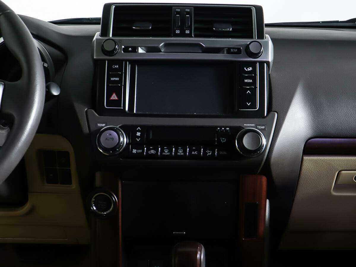 Toyota Land Cruiser Prado с пробегом — 2014 год. Фото: #11