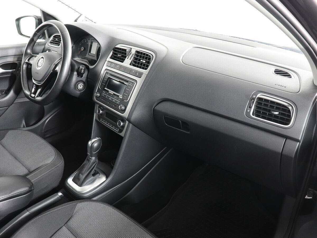 Volkswagen Polo с пробегом — 2017 год. Фото: #7