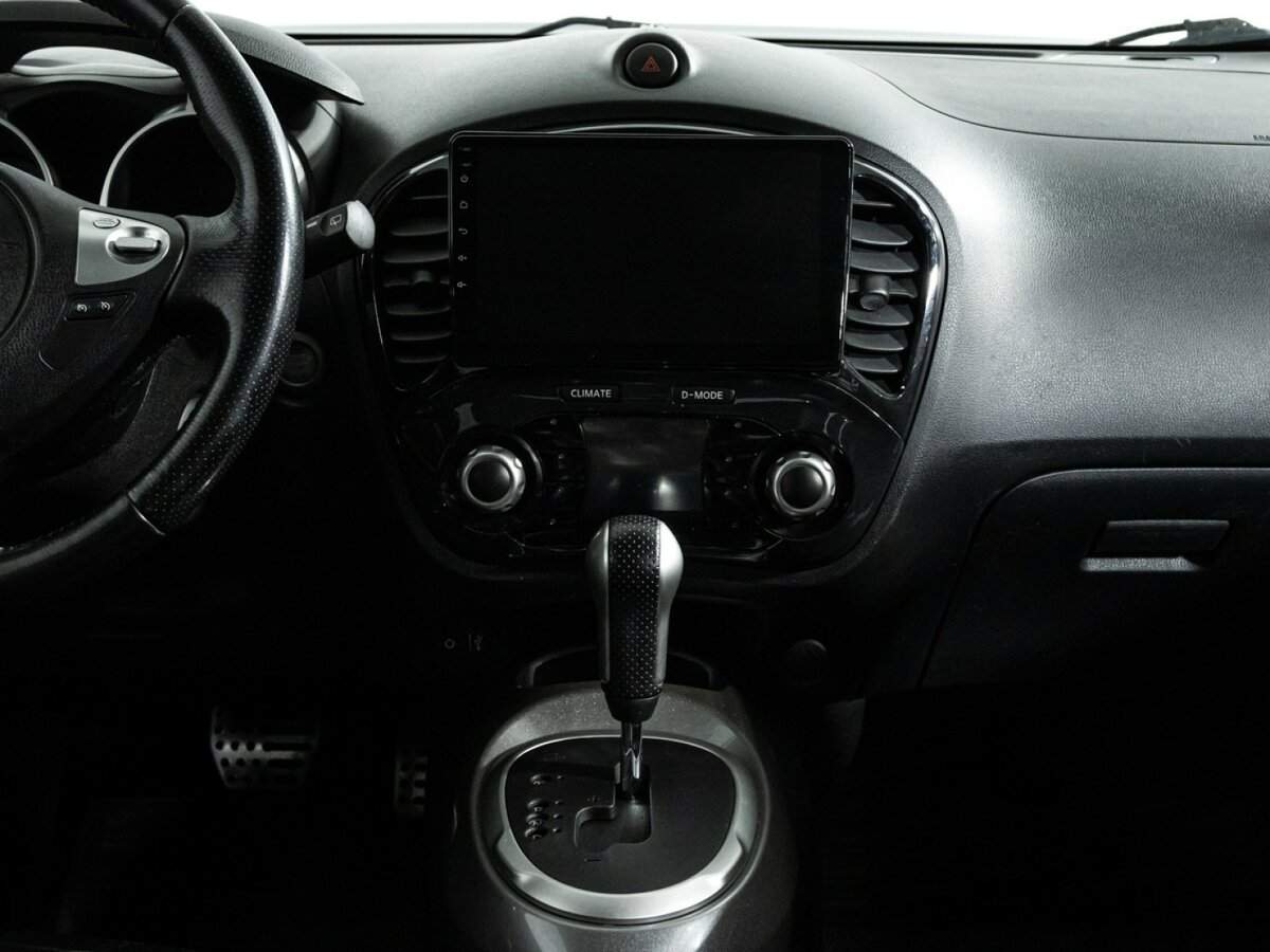 Nissan Juke с пробегом — 2011 год. Фото: #13