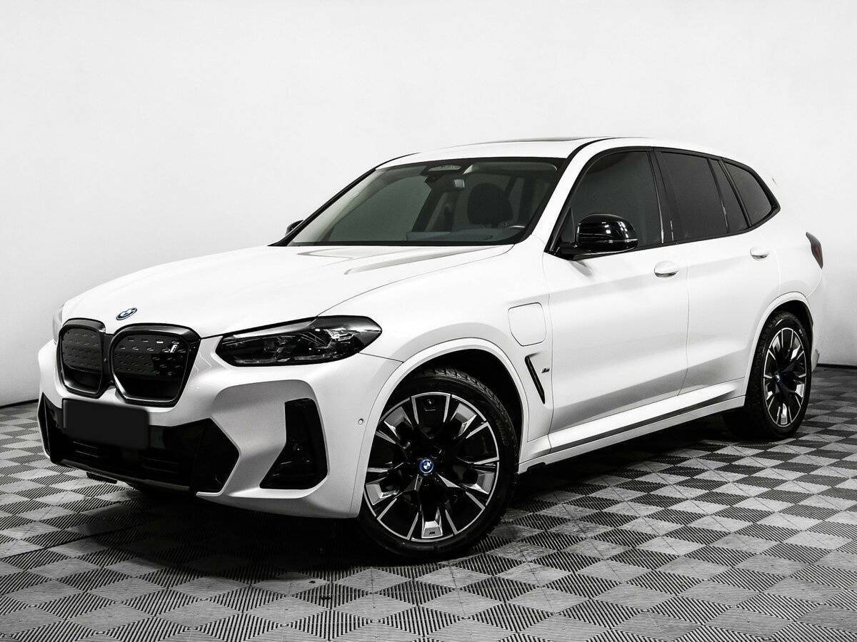 BMW iX3 с пробегом — 2023 год. Посмотреть фото