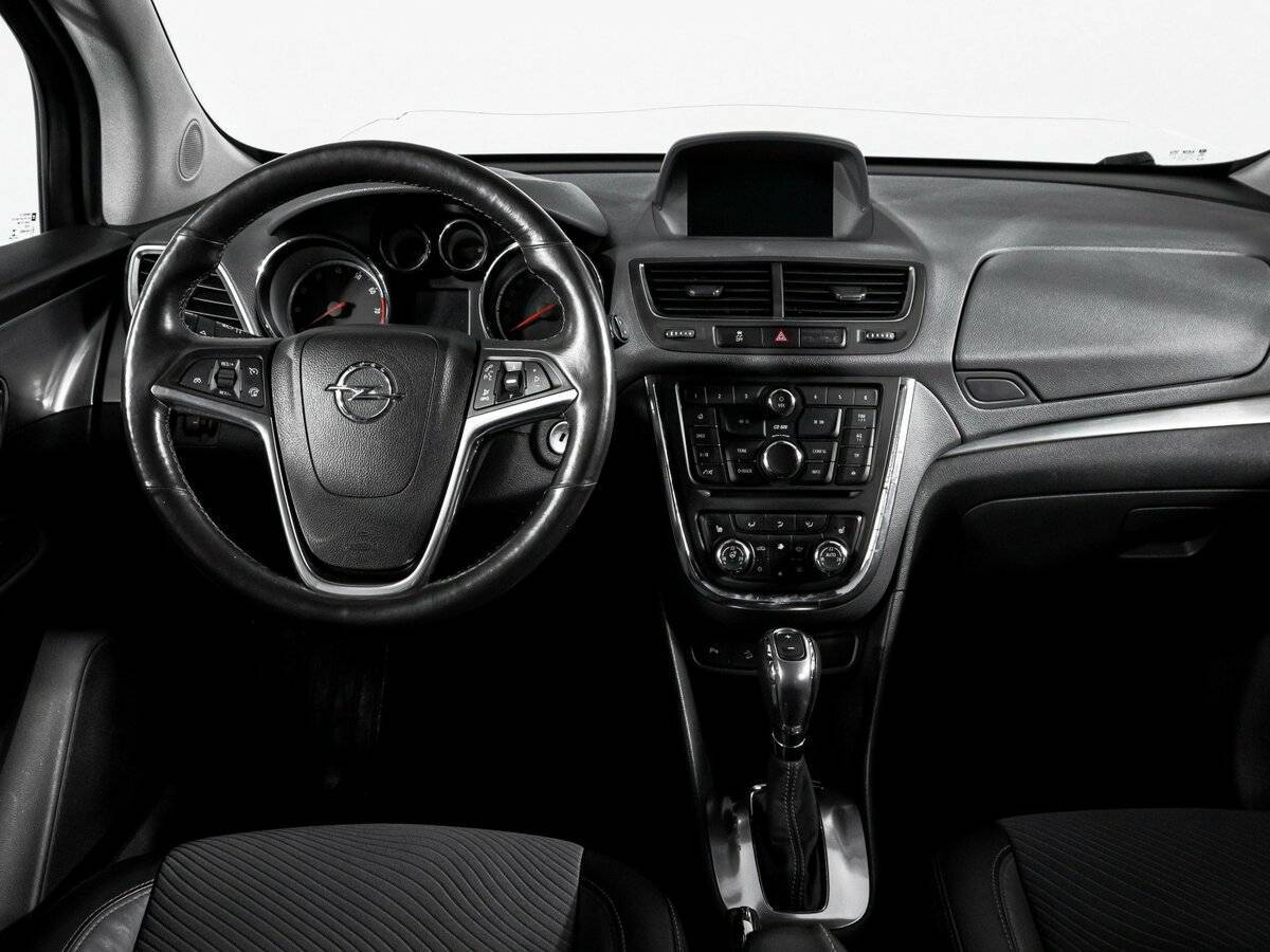 Opel Mokka с пробегом — 2013 год. Фото: #11