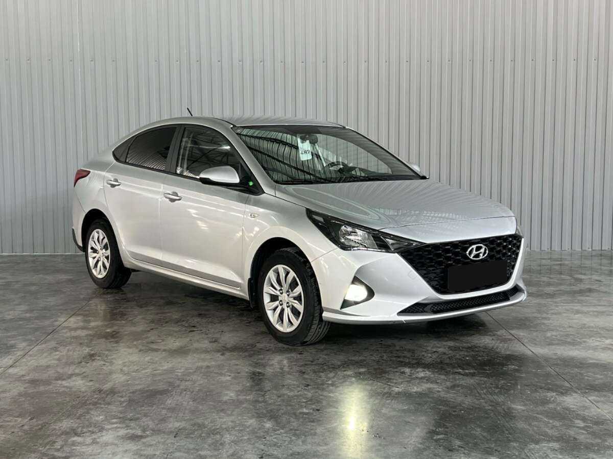 Hyundai Solaris с пробегом — 2020 год. Фото: #2
