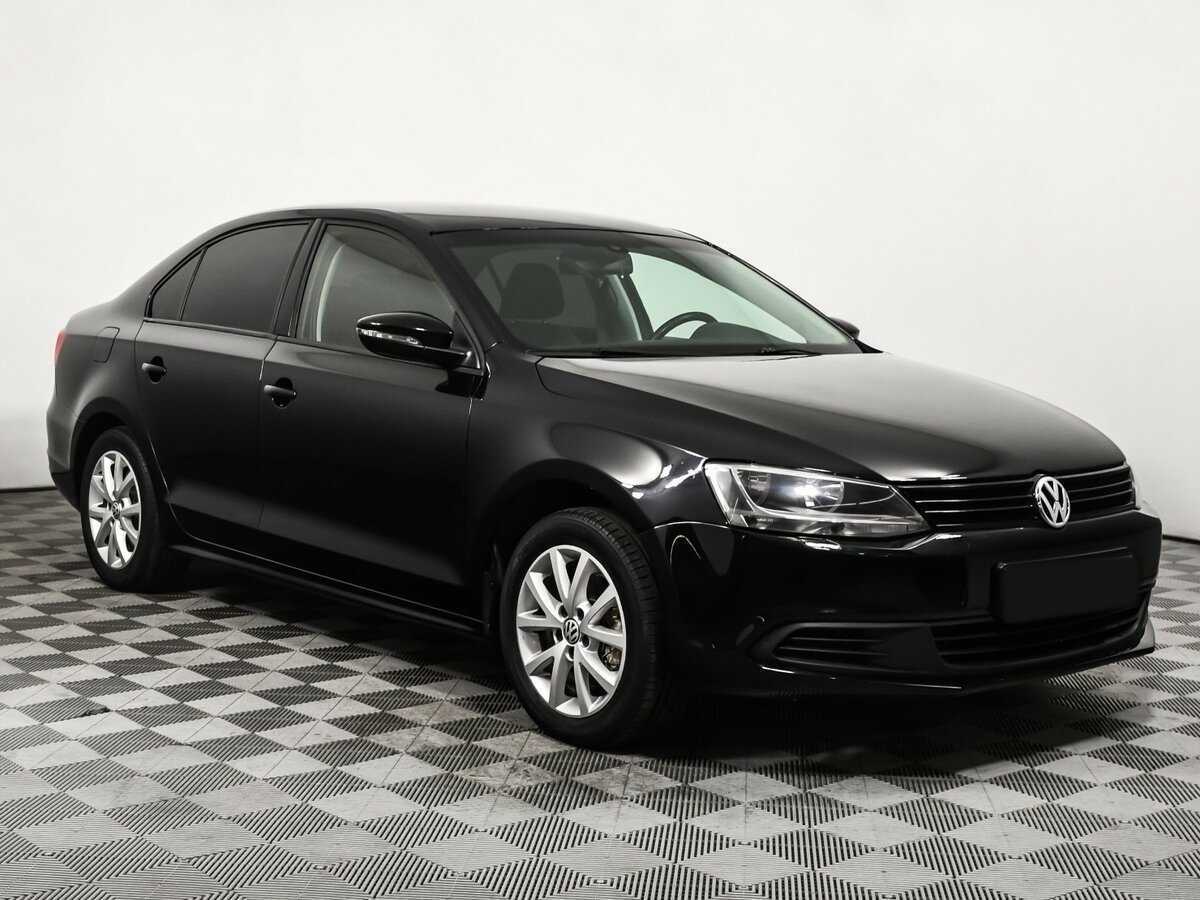 Volkswagen Jetta с пробегом — 2013 год. Фото: #2