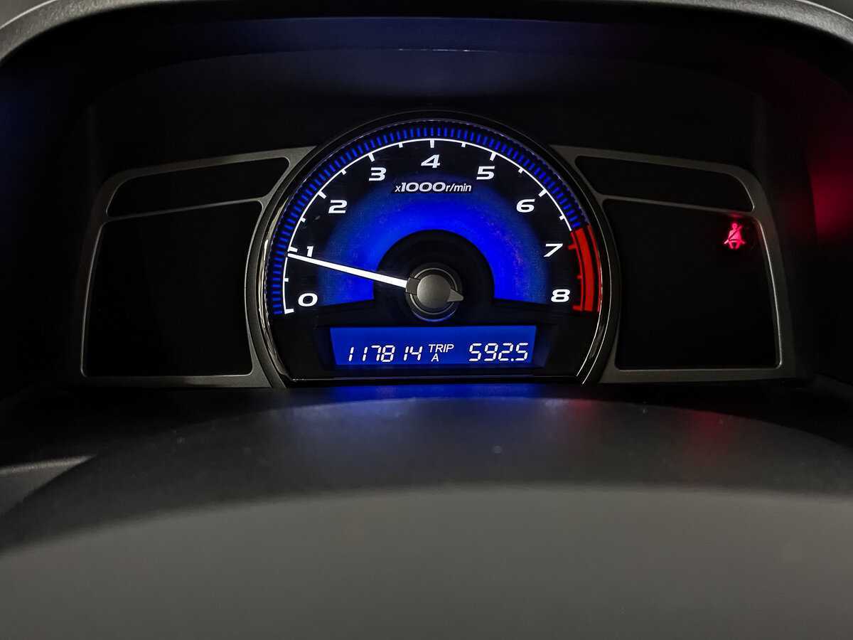 Honda Civic с пробегом — 2008 год. Фото: #15