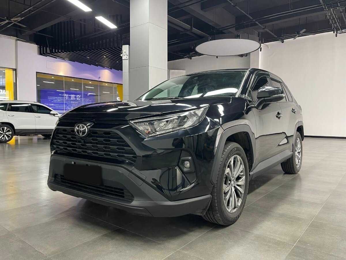 Toyota RAV4 с пробегом — 2023 год. Посмотреть фото
