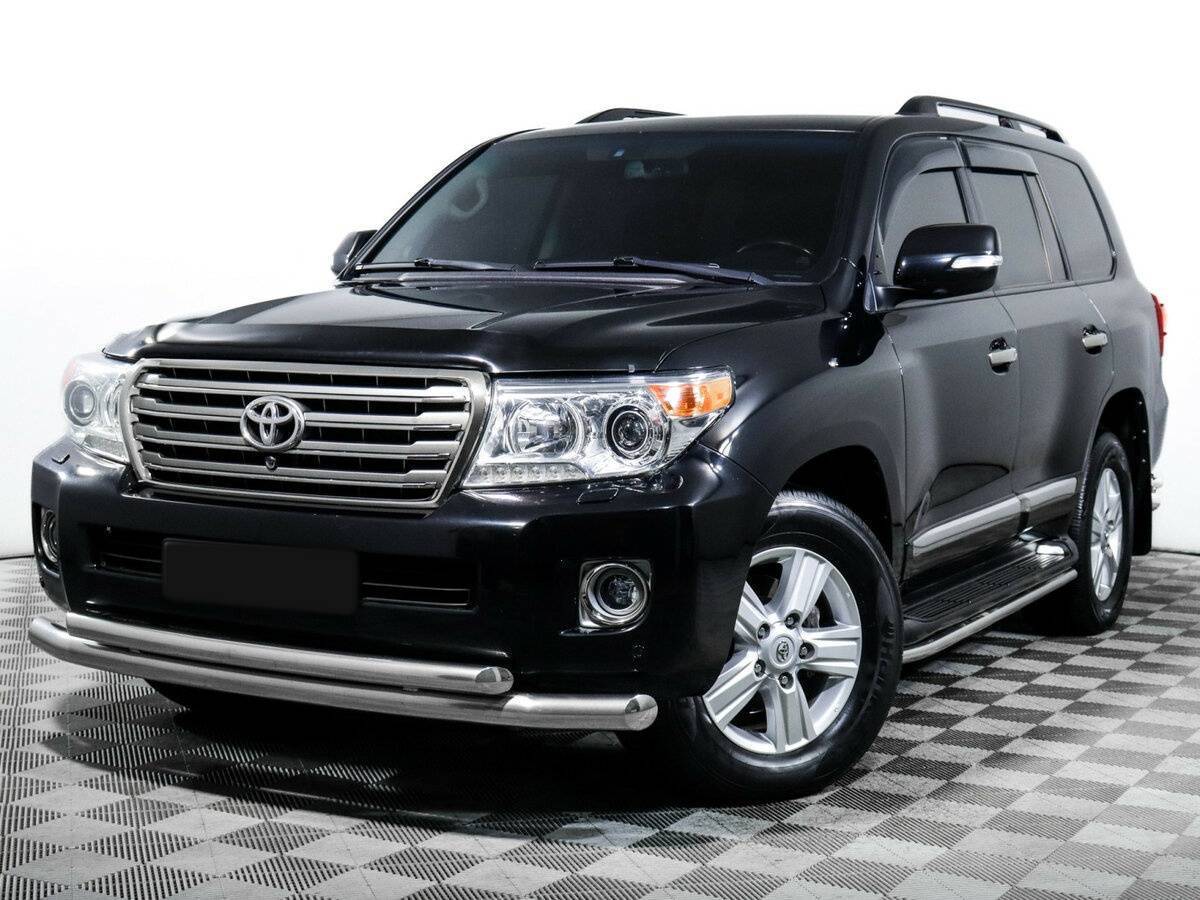 Toyota Land Cruiser с пробегом — 2013 год. Посмотреть фото