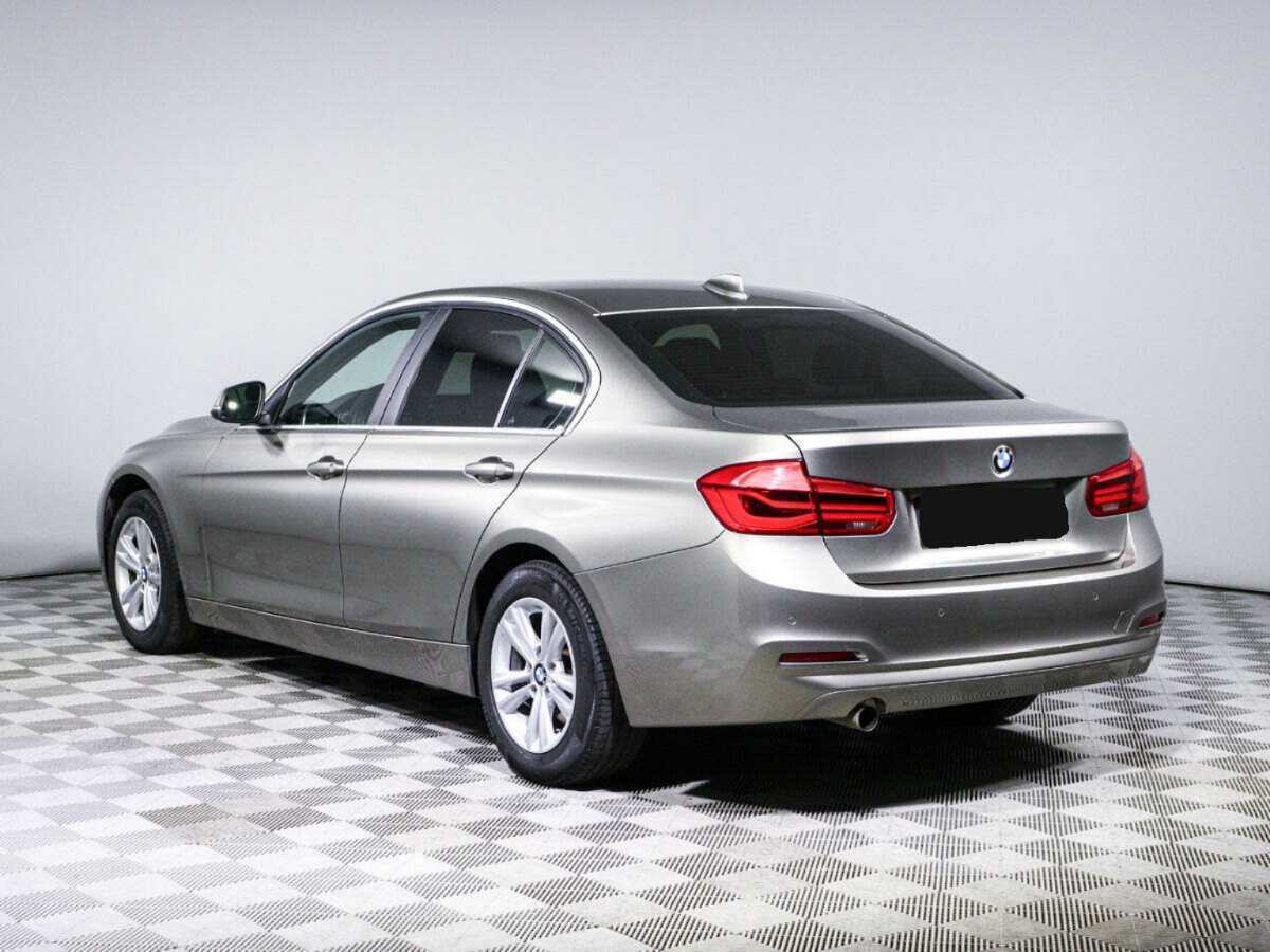 BMW 3 серии с пробегом — 2017 год. Фото: #5