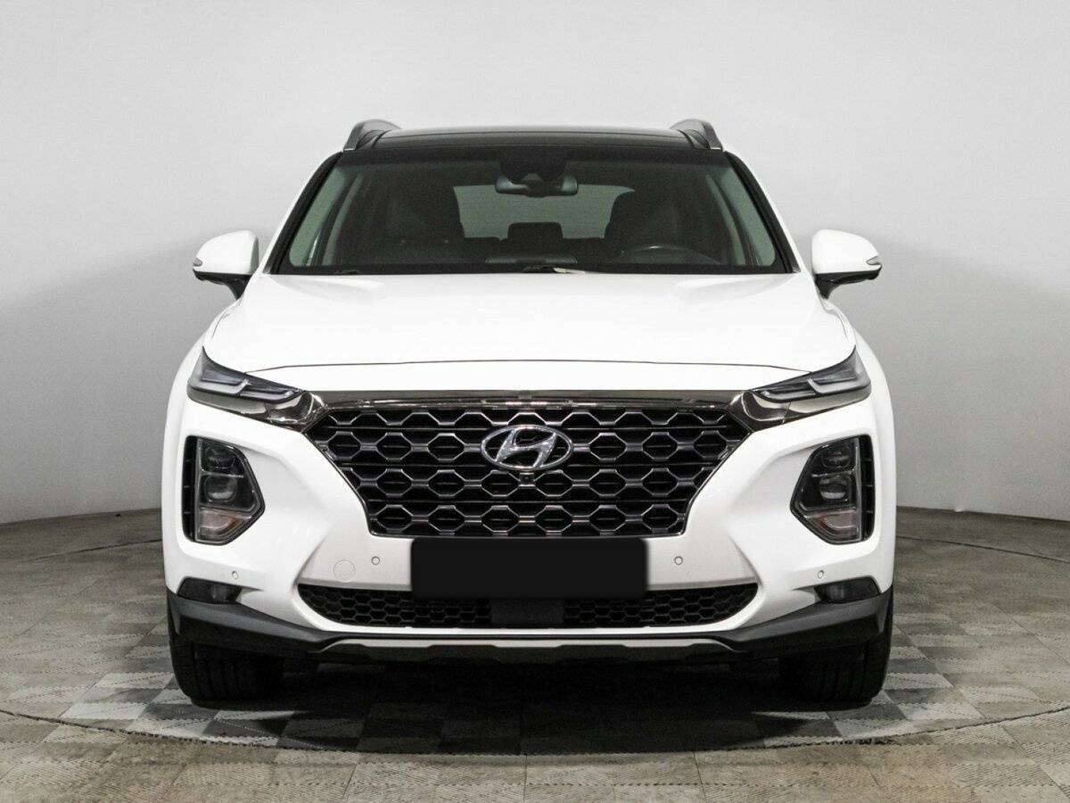Hyundai Santa Fe с пробегом — 2019 год. Фото: #1