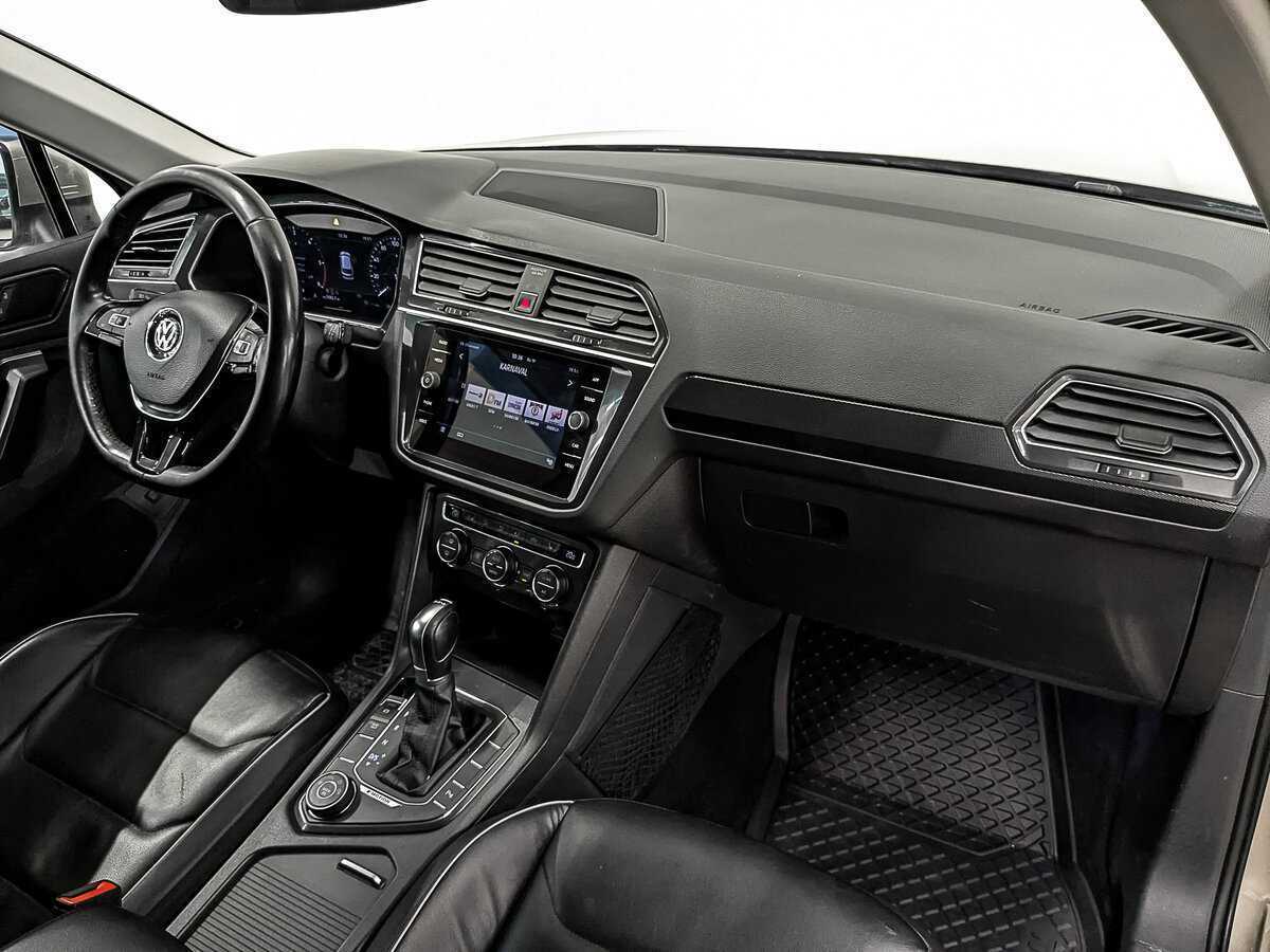Volkswagen Tiguan с пробегом — 2018 год. Фото: #10