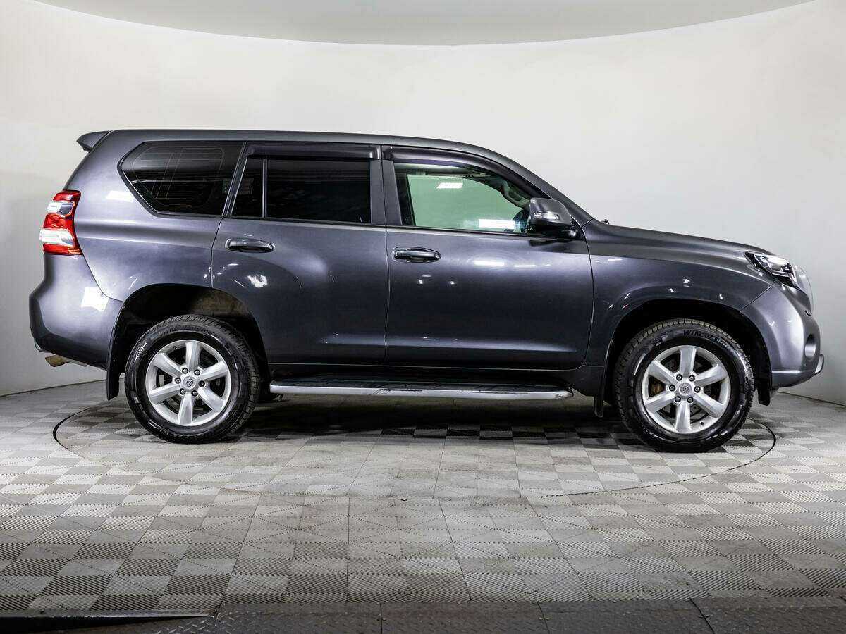 Toyota Land Cruiser Prado с пробегом — 2014 год. Фото: #3