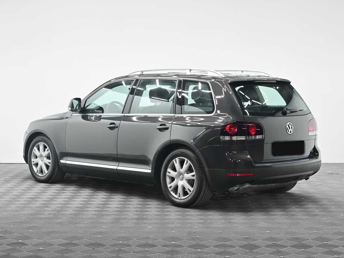 Volkswagen Touareg с пробегом — 2010 год. Фото: #2