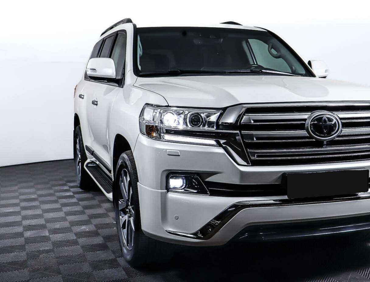 Toyota Land Cruiser с пробегом — 2016 год. Фото: #22