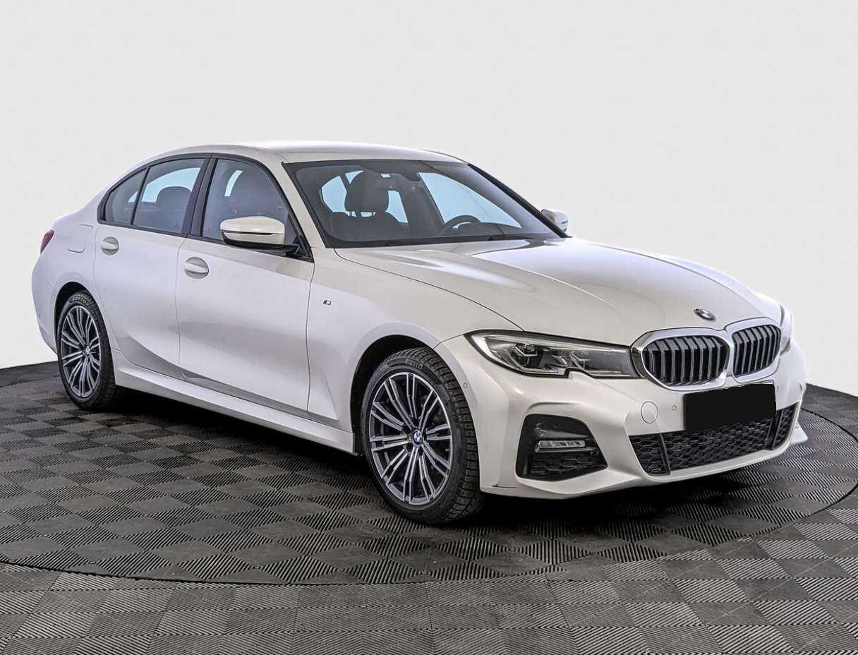 BMW 3 серии с пробегом — 2020 год. Фото: #2