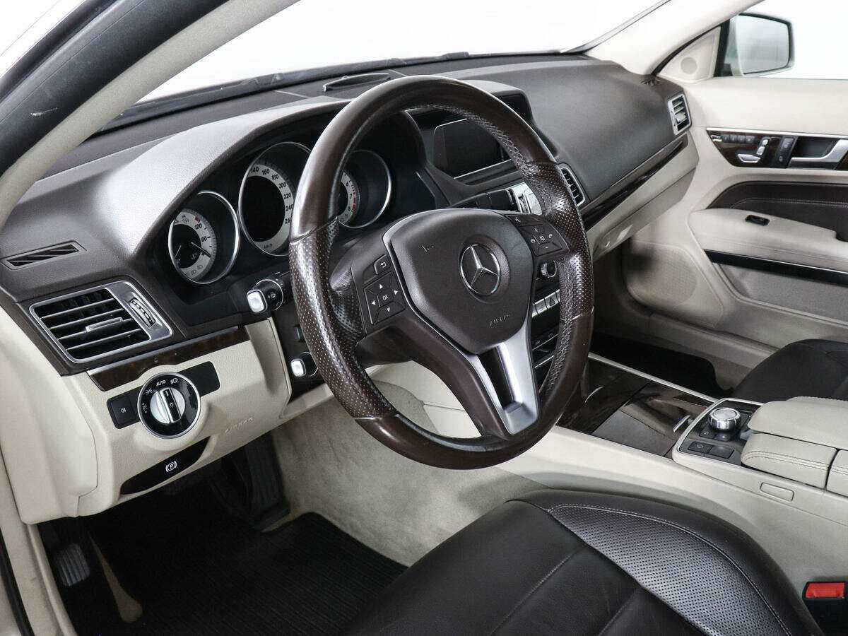 Mercedes-Benz E-Класс с пробегом — 2014 год. Фото: #8