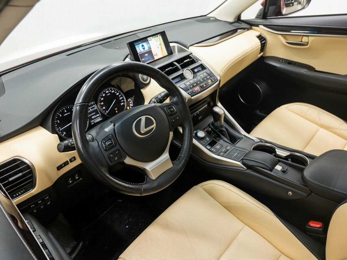 Lexus NX с пробегом — 2015 год. Фото: #15