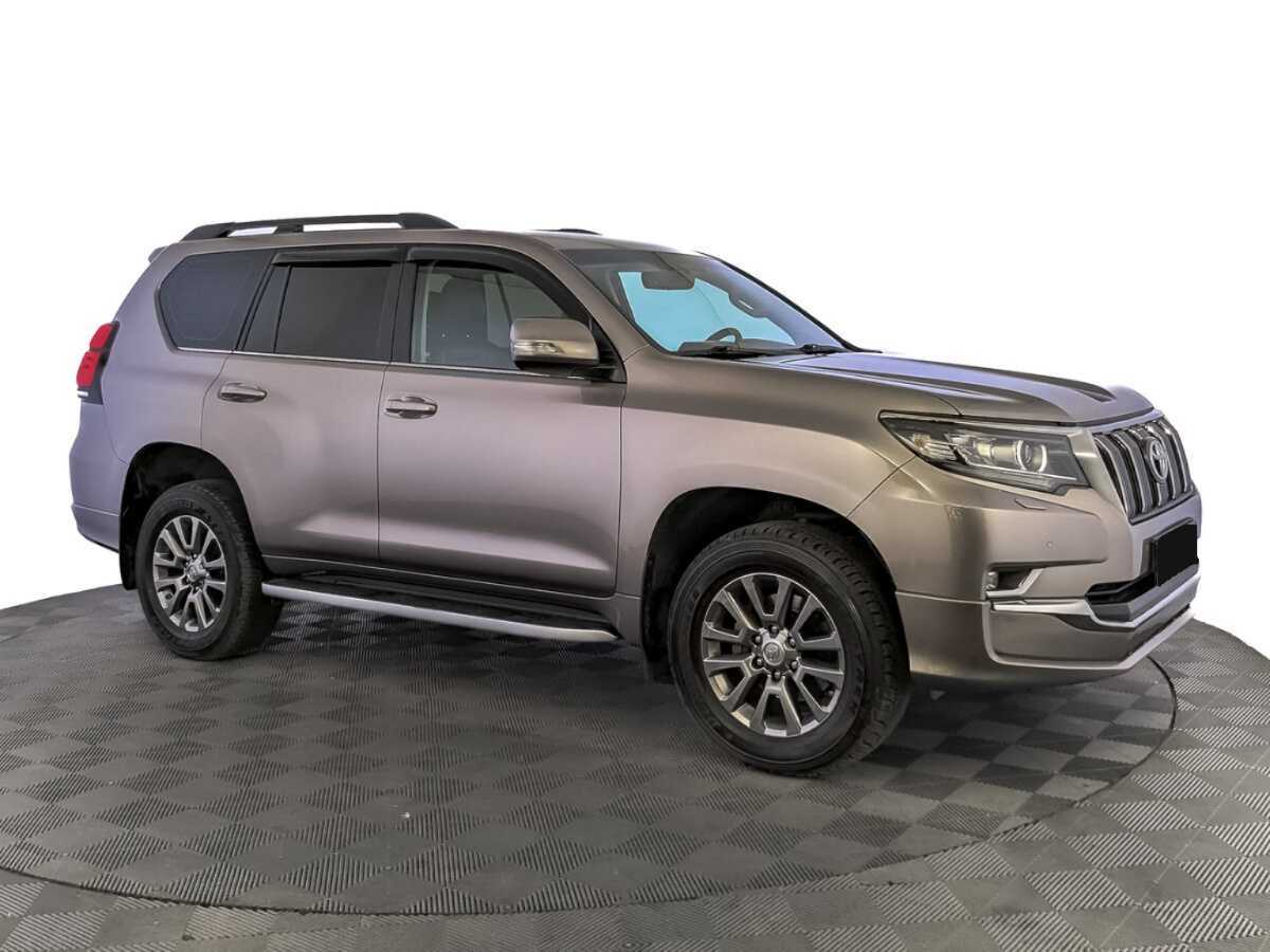 Toyota Land Cruiser Prado с пробегом — 2018 год. Фото: #2