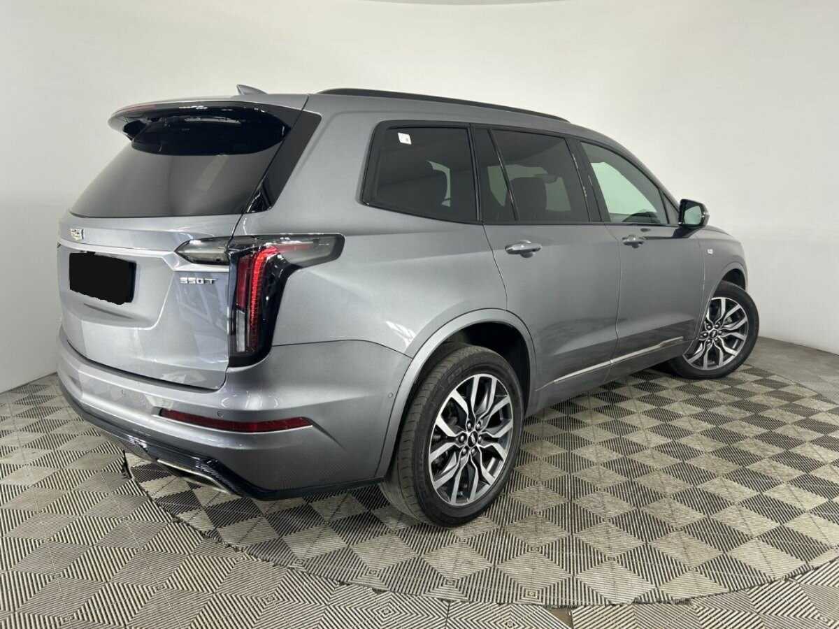 Cadillac XT6 с пробегом — 2021 год. Фото: #4