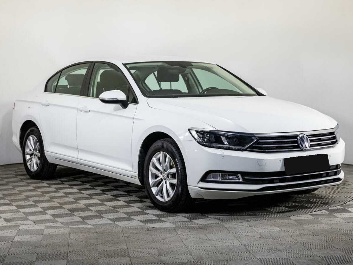 Volkswagen Passat с пробегом — 2016 год. Фото: #2