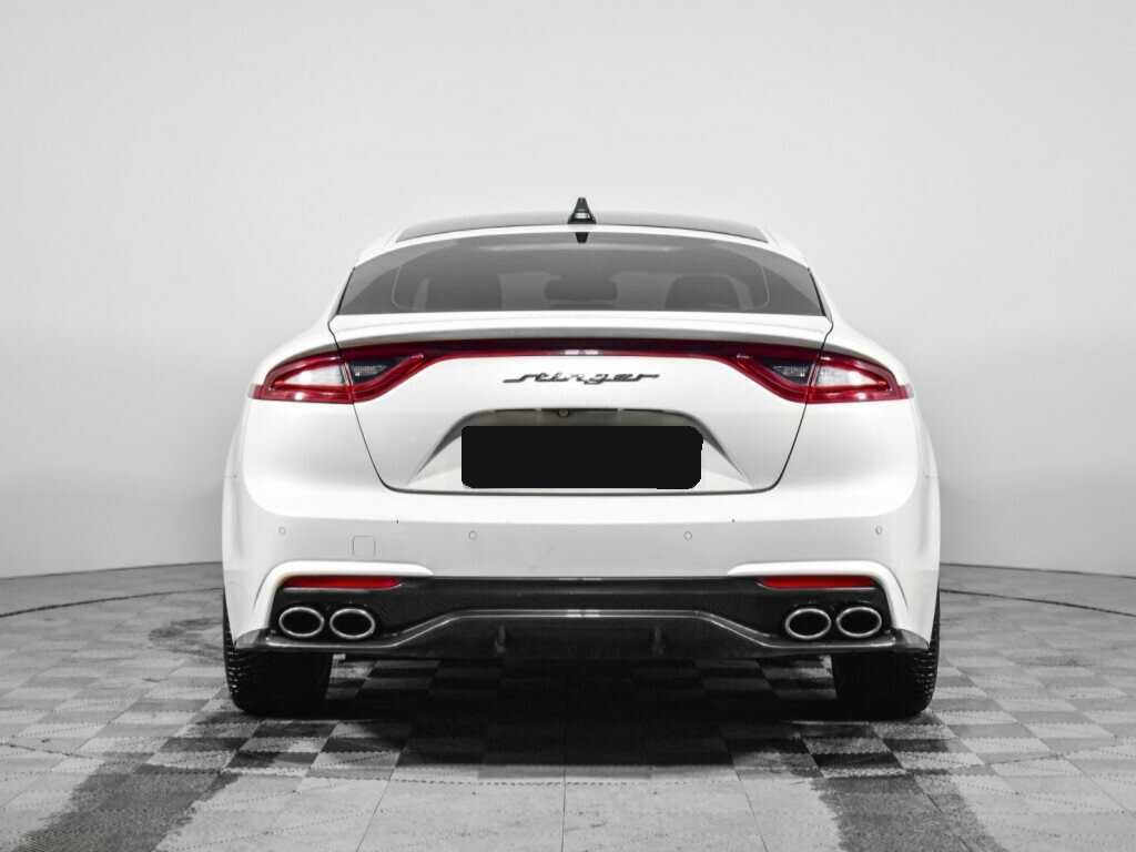 Kia Stinger с пробегом — 2018 год. Фото: #4