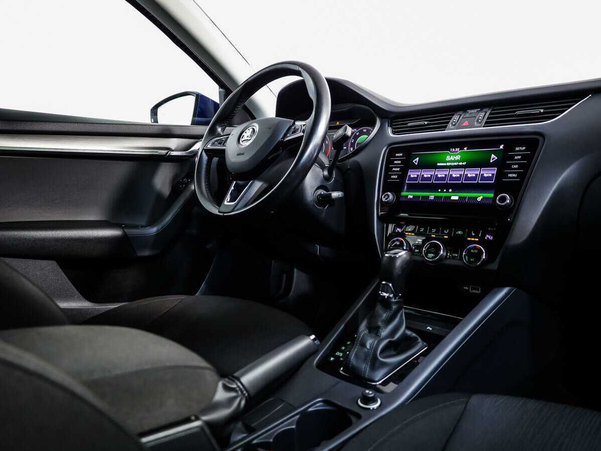 Skoda Octavia с пробегом — 2018 год. Фото: #7