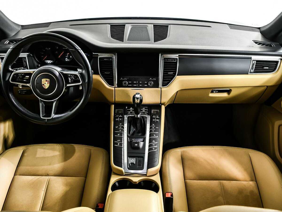Porsche Macan с пробегом — 2016 год. Фото: #10