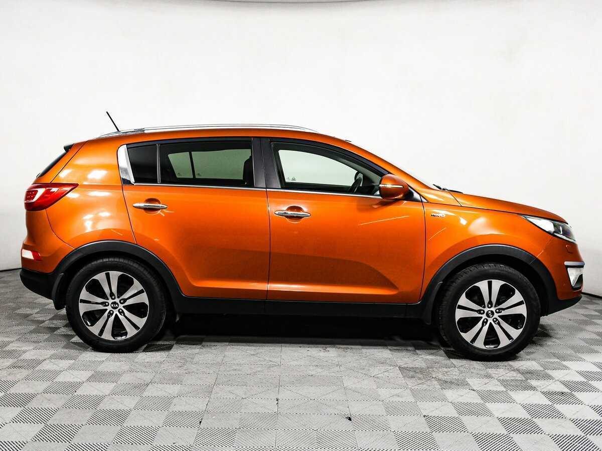 Kia Sportage с пробегом — 2010 год. Фото: #3