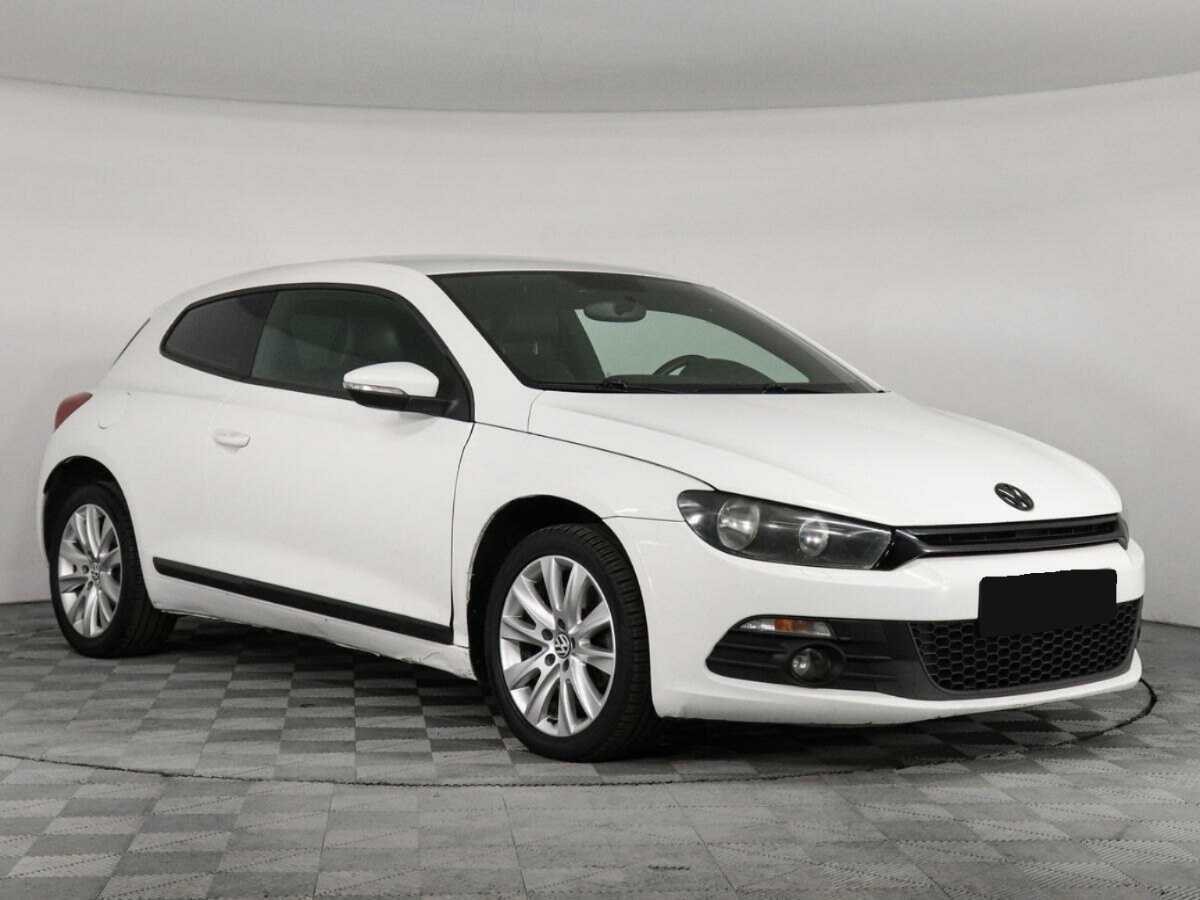 Volkswagen Scirocco с пробегом — 2011 год. Фото: #2