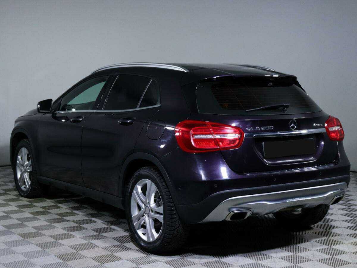 Mercedes-Benz GLA с пробегом — 2015 год. Фото: #5